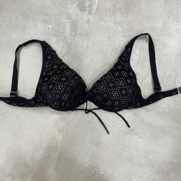 Bikini Top - Picture 1 of 1